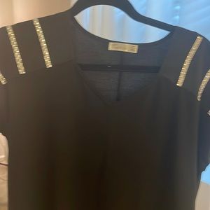 026.. 89th Madison Women top